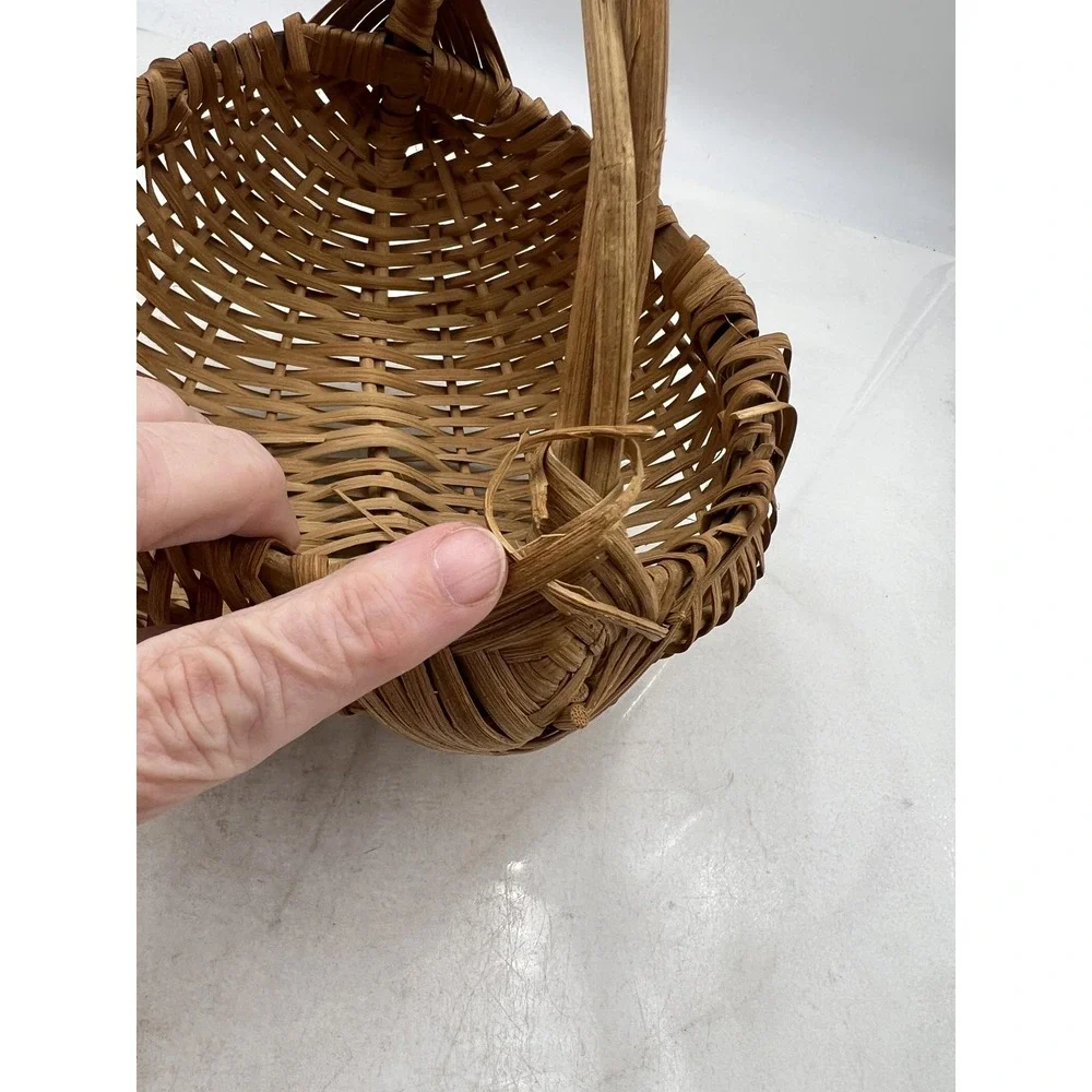 VTG Hand Woven Wicker Buttocks Basket Natural Wood Split Reed God's Eye Handle